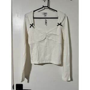 NEW RSQ Women's Crepe Knit Top Size L White LS Twisted Shirt